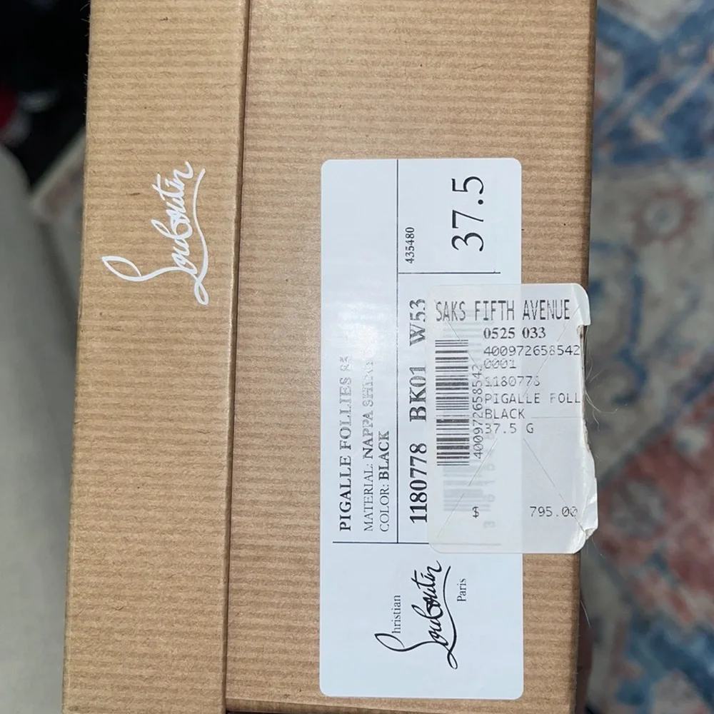 SOLD❗️NEW $795 LOUBOUTIN HEELS❗️ - Picture 10 of 10